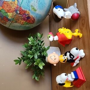 Peanuts Mc Donald's Happy Meal toys 2015 and 2018